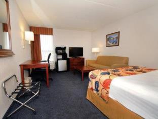 Room #32821121 at Best Western Executive Hotel Of New Haven - West Haven