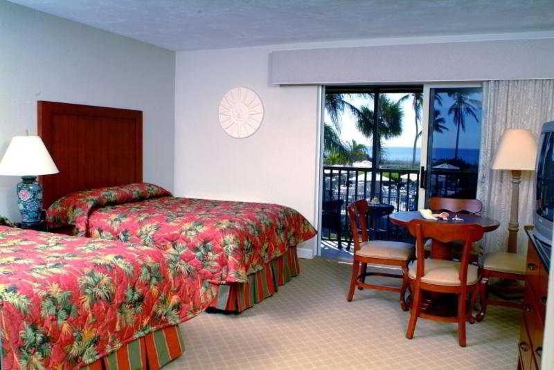 Room #32076508 at West Wind Inn