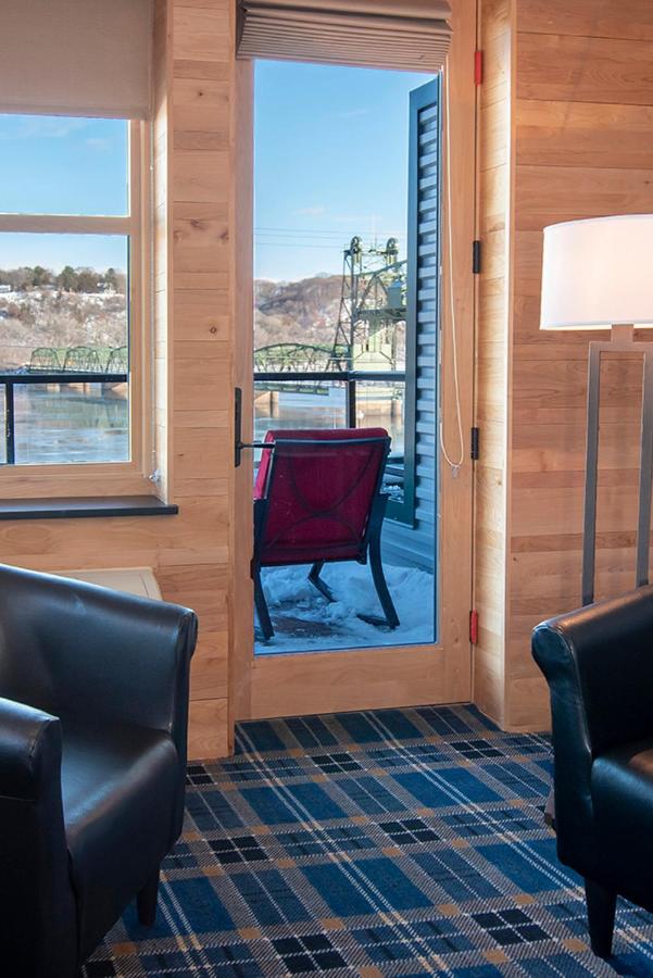 Suite with River View at Water Street Inn