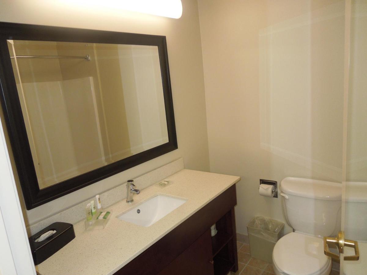 King Room - Non-Smoking at Country Inn & Suites by Radisson, Bel Air/Aberdeen, MD