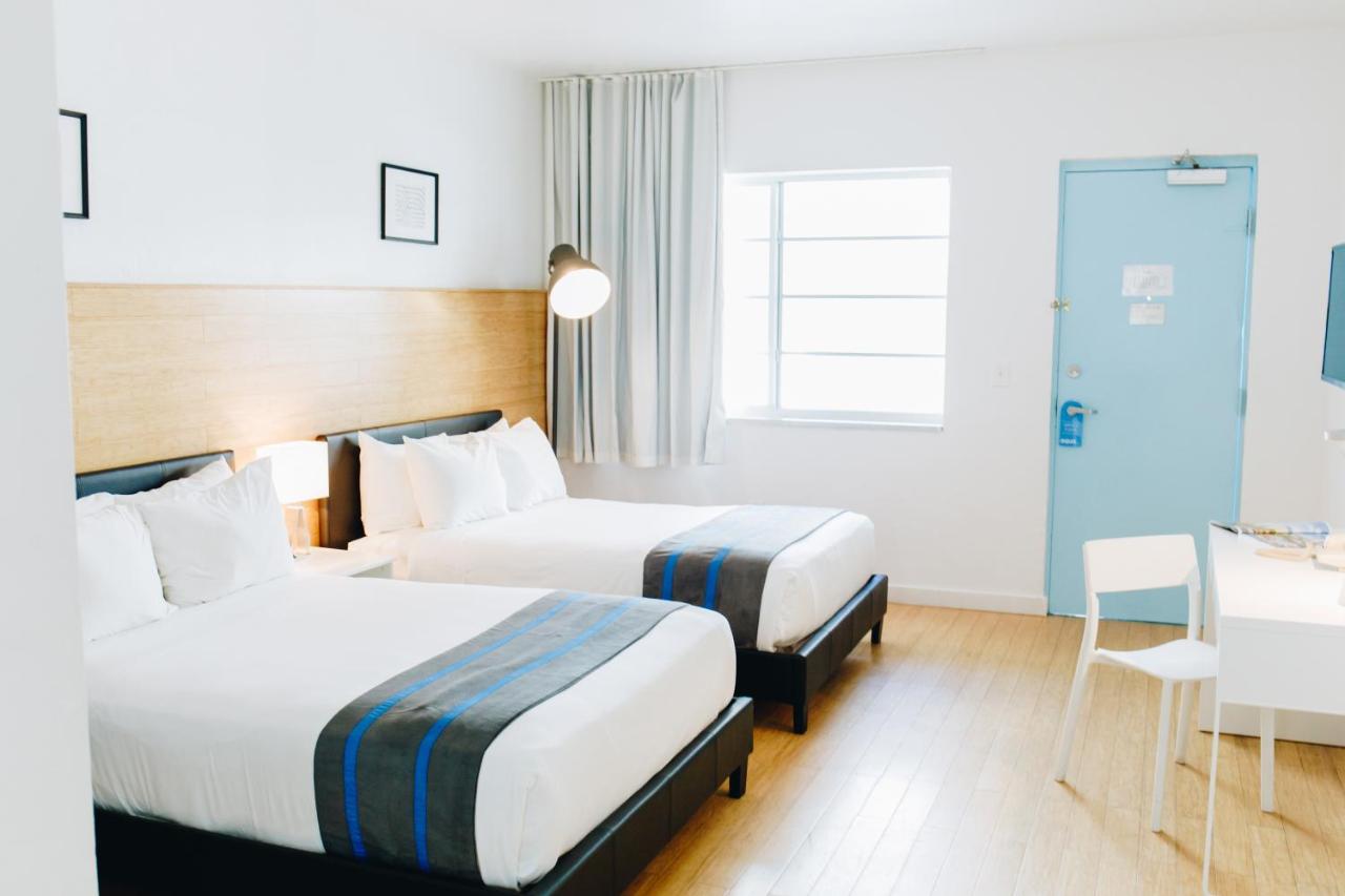 Standard Double Room at Aqua Hotel & Suites