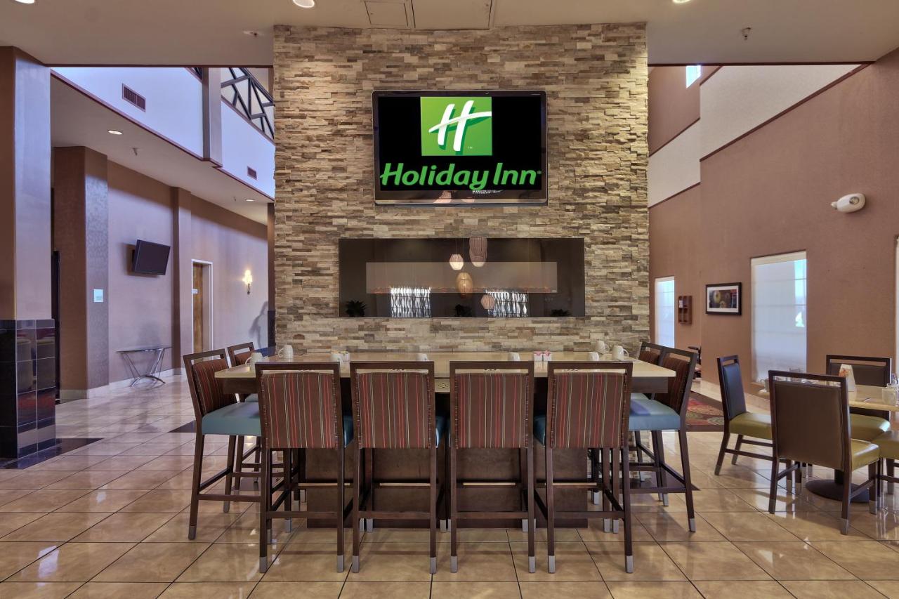  | Holiday Inn Hotel & Suites Albuquerque Airport