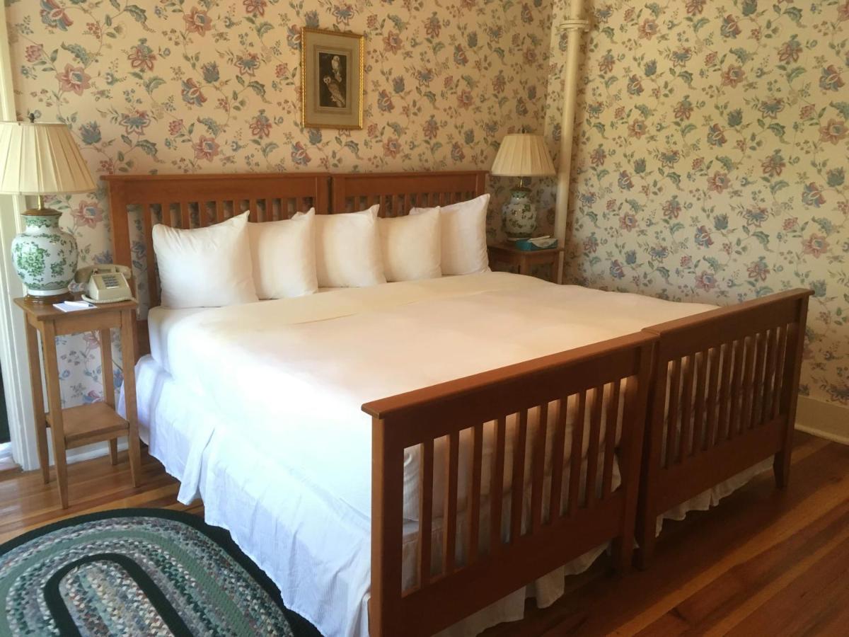 King Suite at Asticou Inn