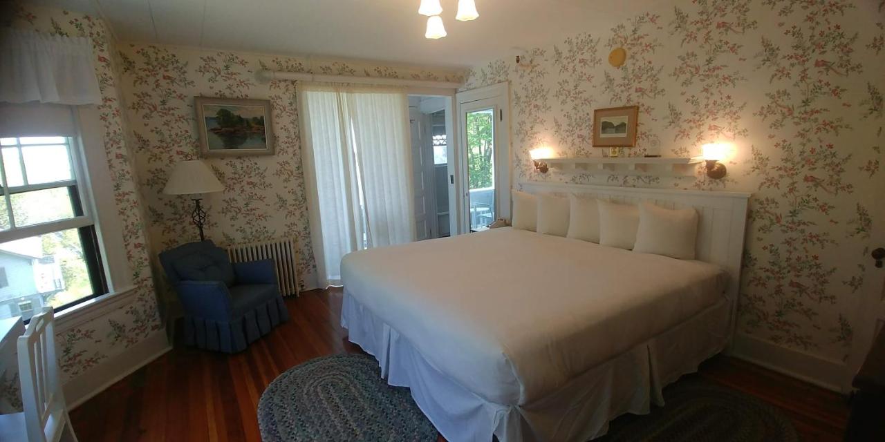 Asticou Inn
