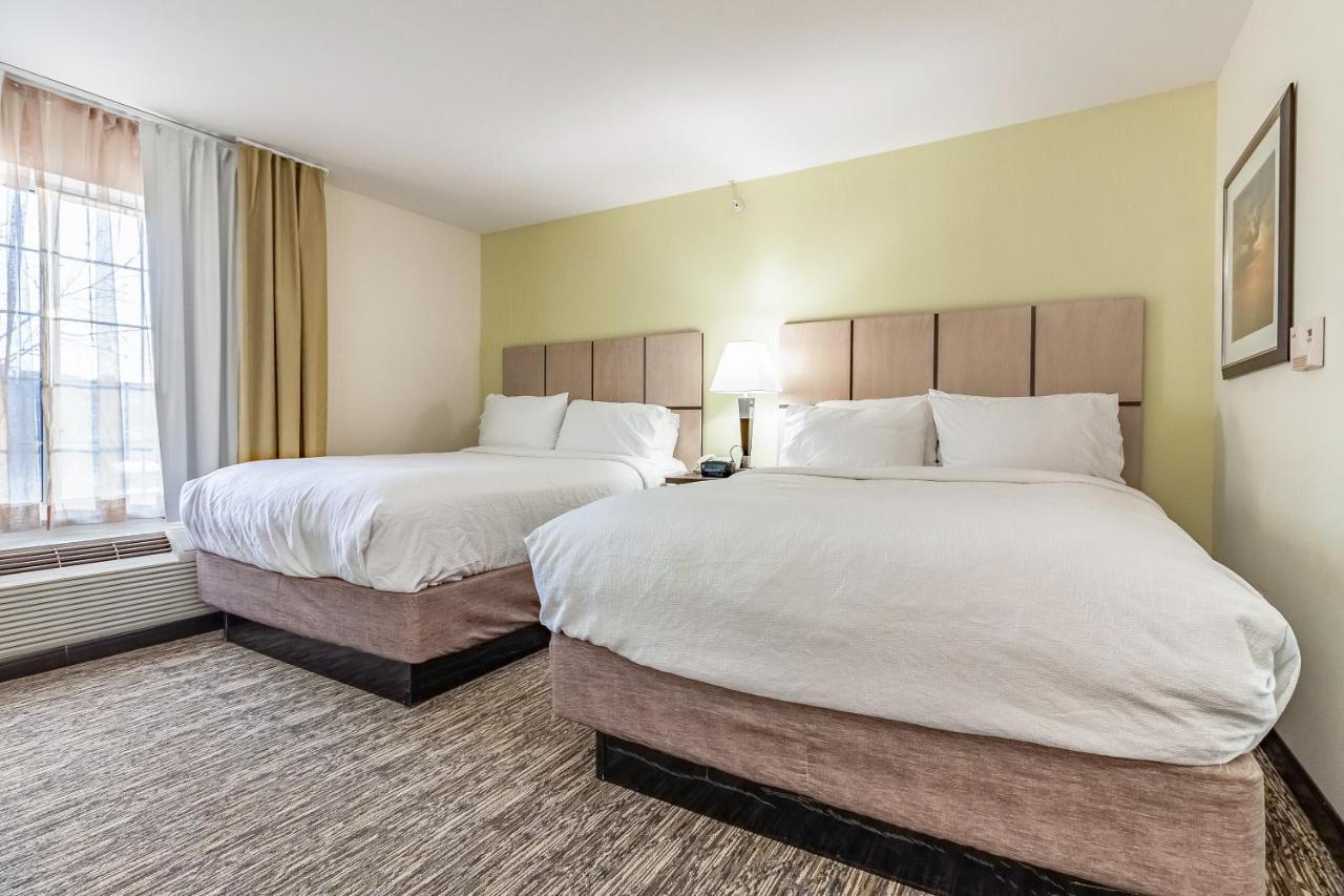 Studio Suite with Two Queen Non-Smoking at Candlewood Suites Lincoln by IHG
