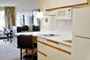 Room #52021416 at Extended Stay America Suites Chicago Schaumburg Conv Center