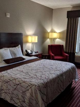 Room #26402933 at Best Western Plus University Inn & Suites