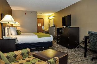 Room #7570726 at Best Western Providence Warwick Airport Inn