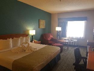 Room #30289918 at Best Western Governors Inn & Suites