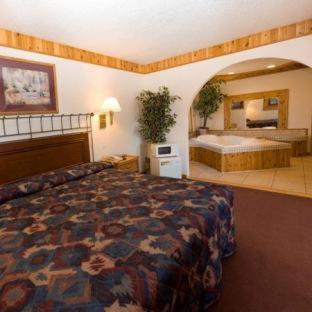 Room #118912004 at North Country Inn & Suites