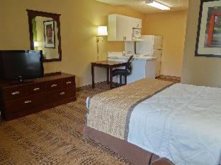Room #51884416 at Extended Stay America Select Suites Gainesville I-75