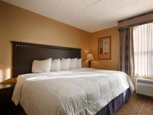 Room #28904314 at Best Western Hazlet Inn