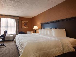 Room #28904314 at Best Western Hazlet Inn
