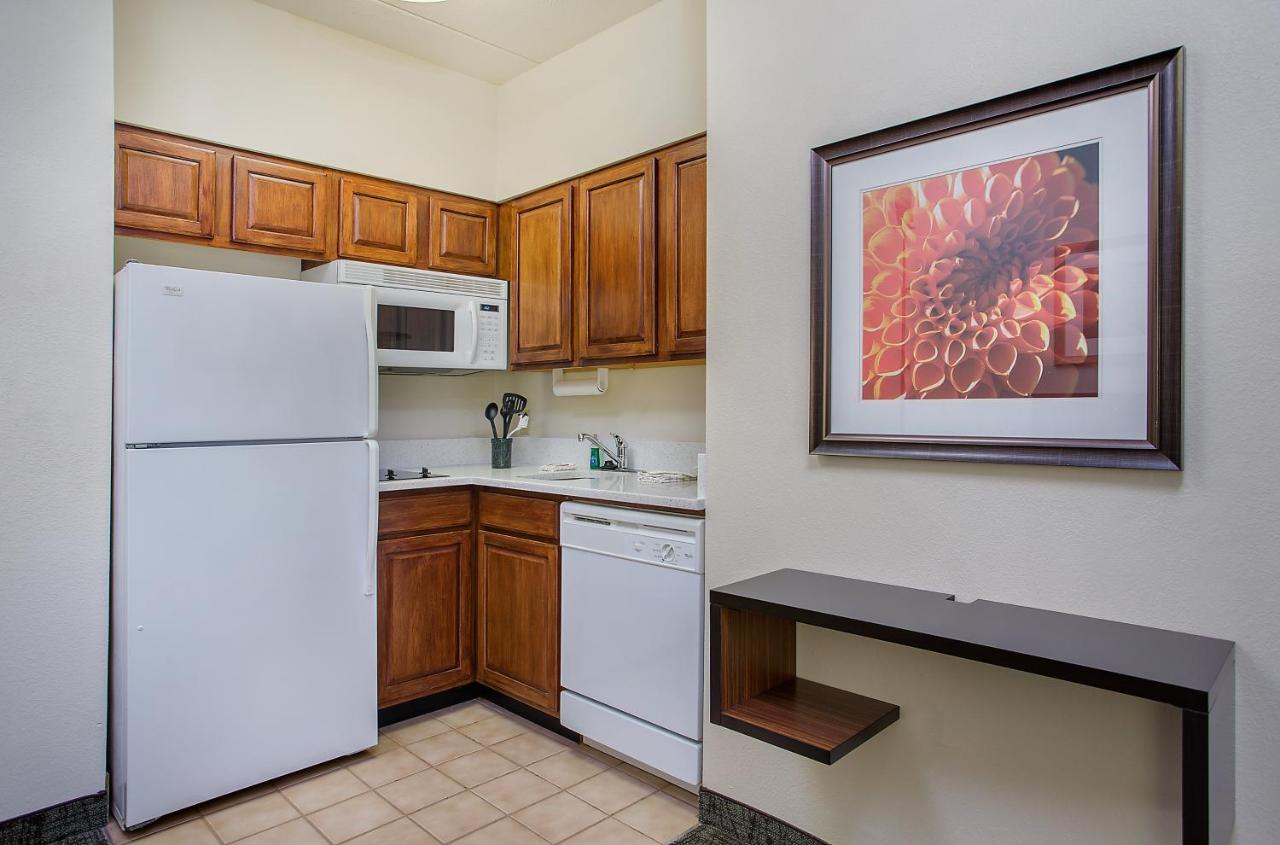 Queen Studio - Non-Smoking at Staybridge Suites Chattanooga Downtown - Convention Center by IHG