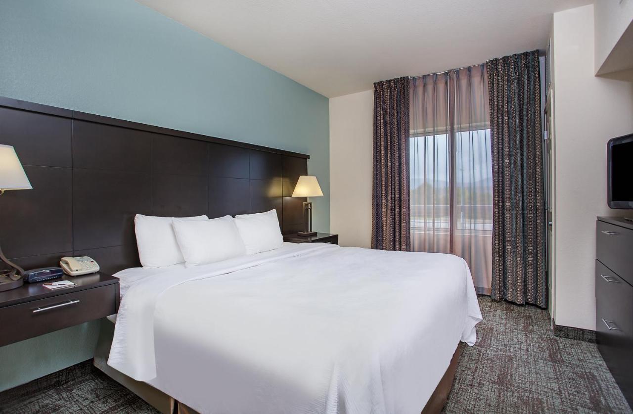 One-Bedroom King Suite - Non-Smoking at Staybridge Suites Chattanooga Downtown - Convention Center by IHG