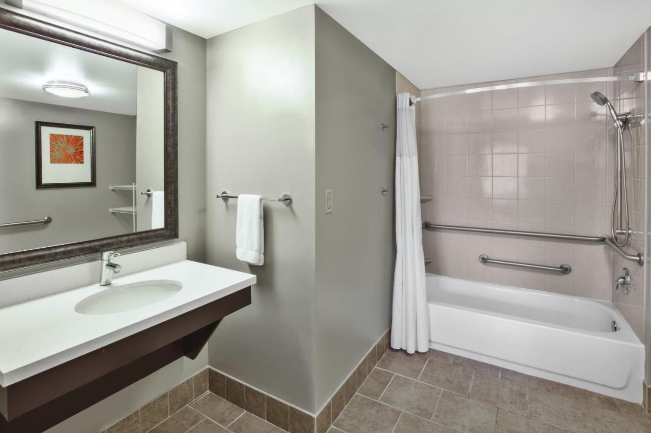 Suite - Mobility Access Roll in Shower/Non-Smoking at Staybridge Suites Cleveland Mayfield Heights Beachwood by IHG