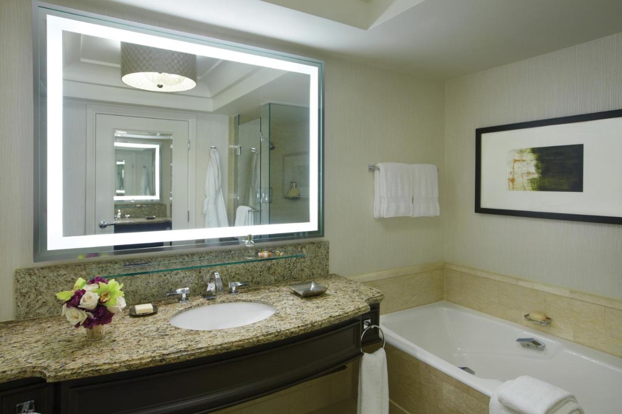 Double Room with Stadium View at Four Seasons Hotel Las Vegas