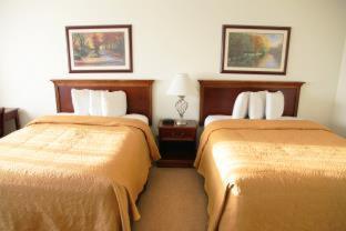 Room #28898309 at Alex Hotel & Suites Anchorage Airport