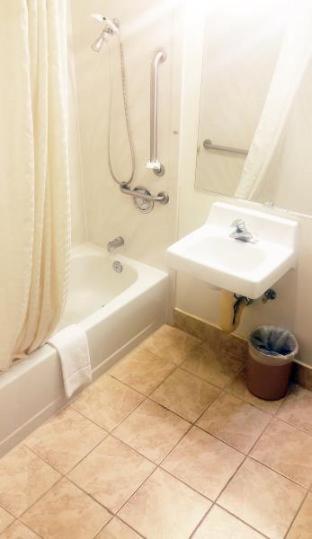 Room #28898309 at Alex Hotel & Suites Anchorage Airport