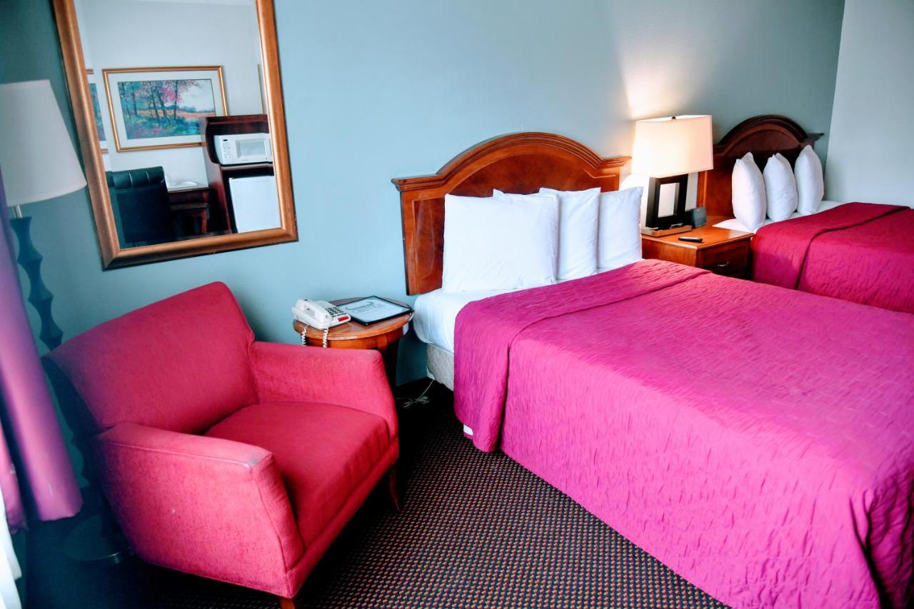 Double Room with Two Double Beds - Non-Smoking at Douglas Inn & Conference Center