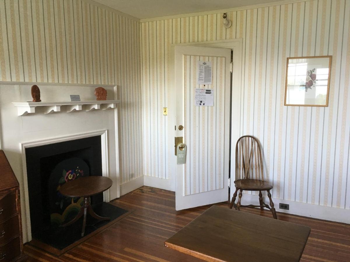King Suite with Balcony at Asticou Inn