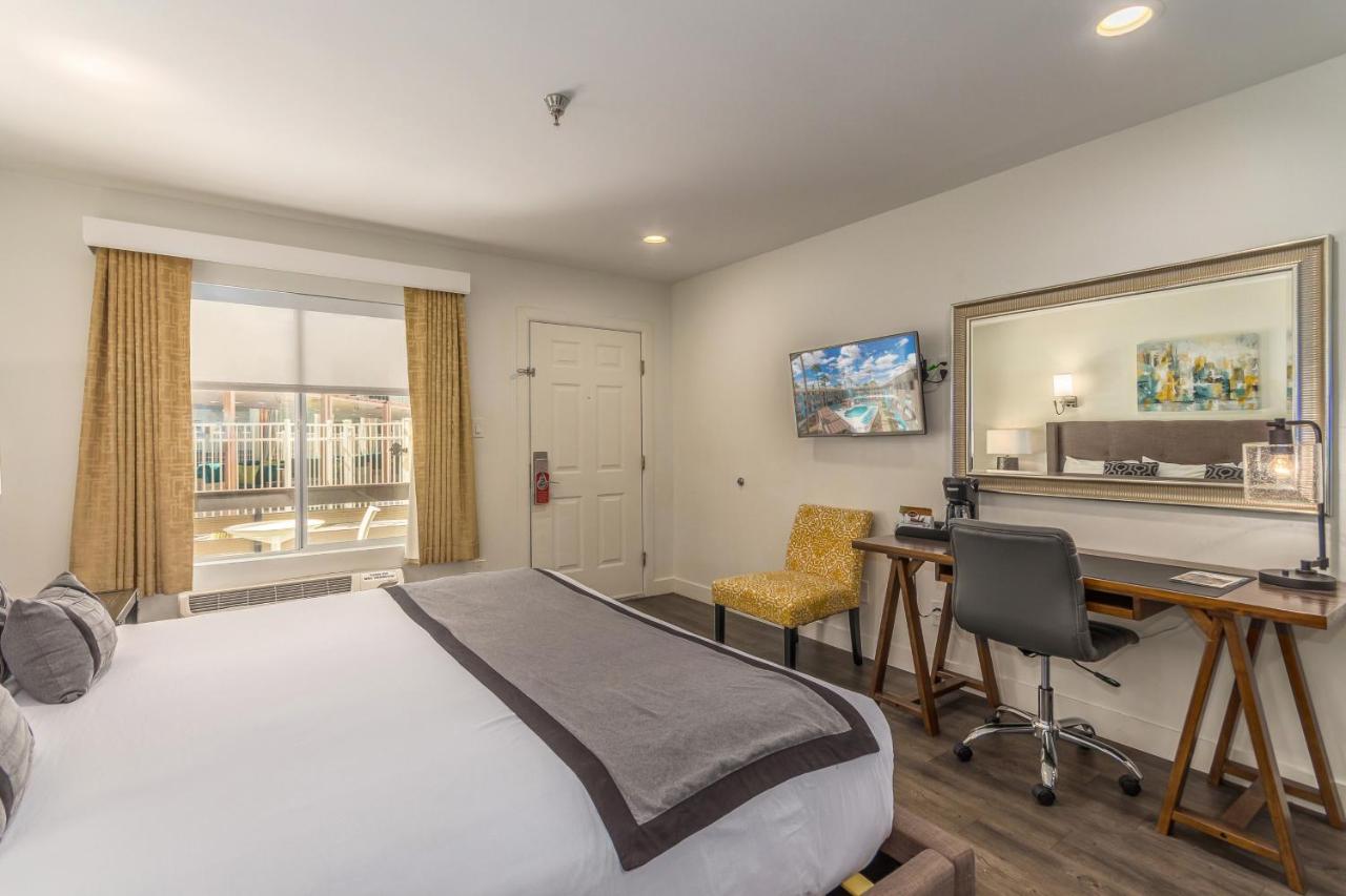 King Room at Hotel Bixby Scottsdale, BW Signature Collection