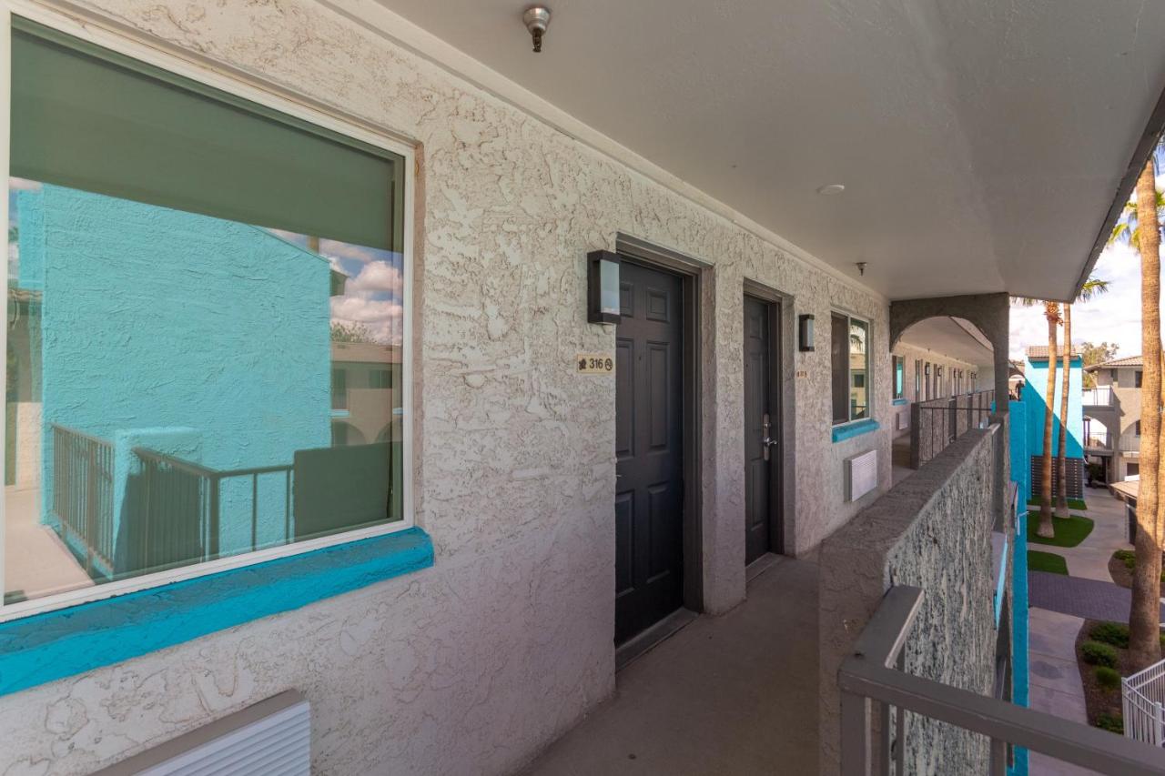 Hotel Bixby Scottsdale, BW Signature Collection