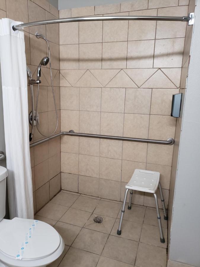 King Room - Disability Access - Non-Smoking at Days Inn & Suites by Wyndham Cleburne TX