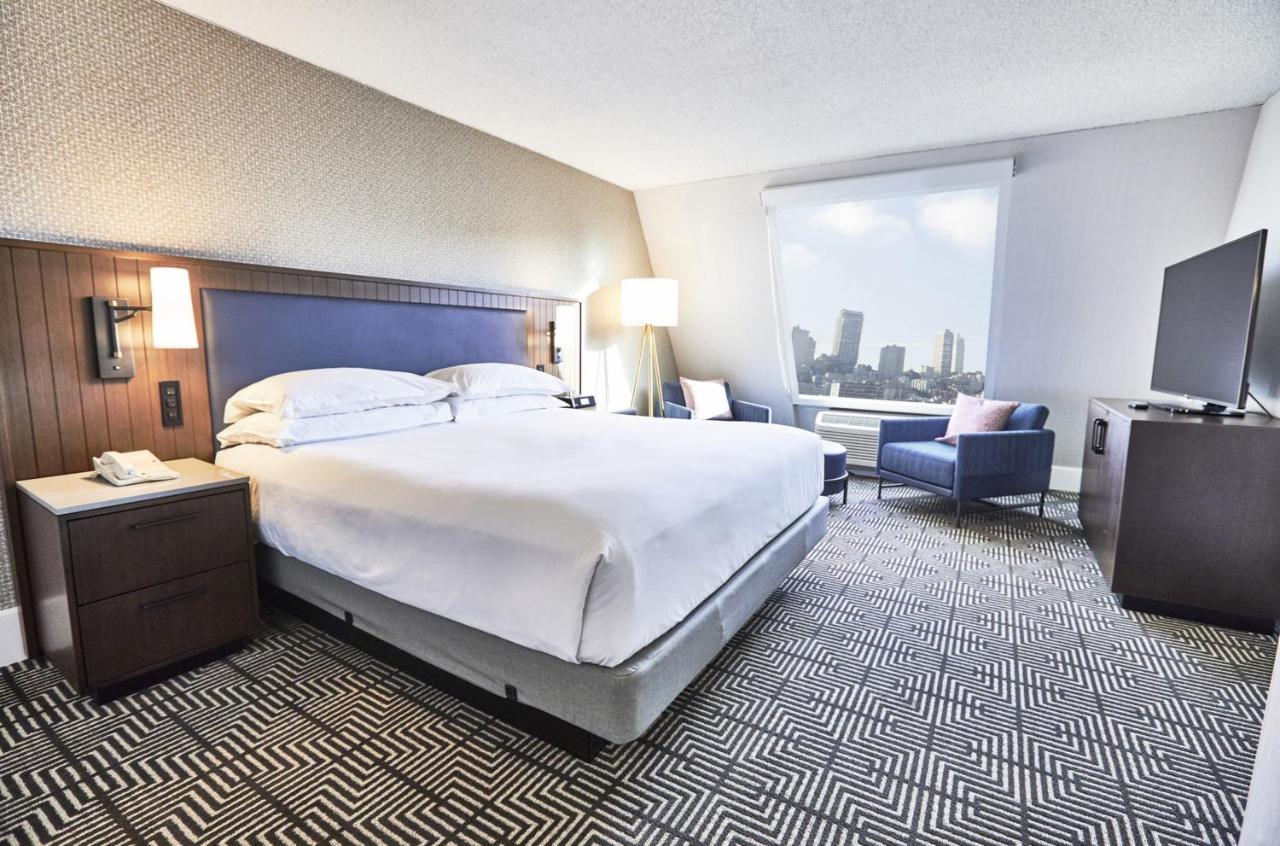 Suite (2 Adults + 1 Child) at Hotel Riu Plaza Fisherman's Wharf