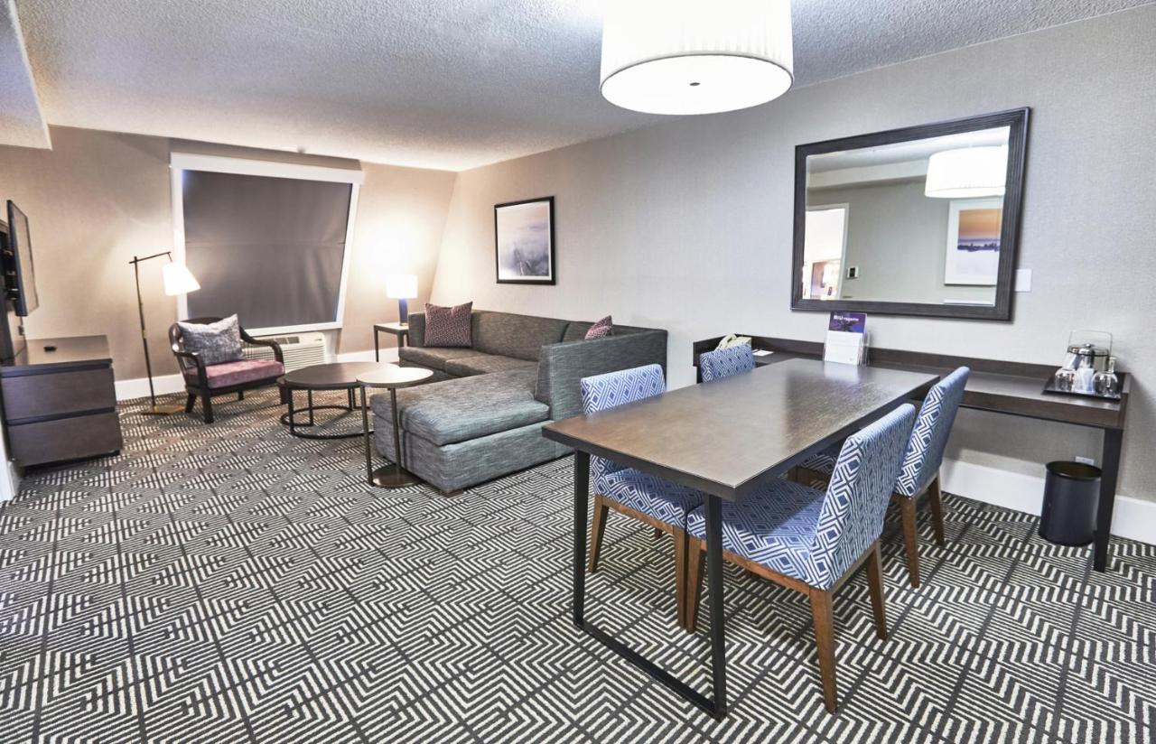 Suite at Hotel Riu Plaza Fisherman's Wharf