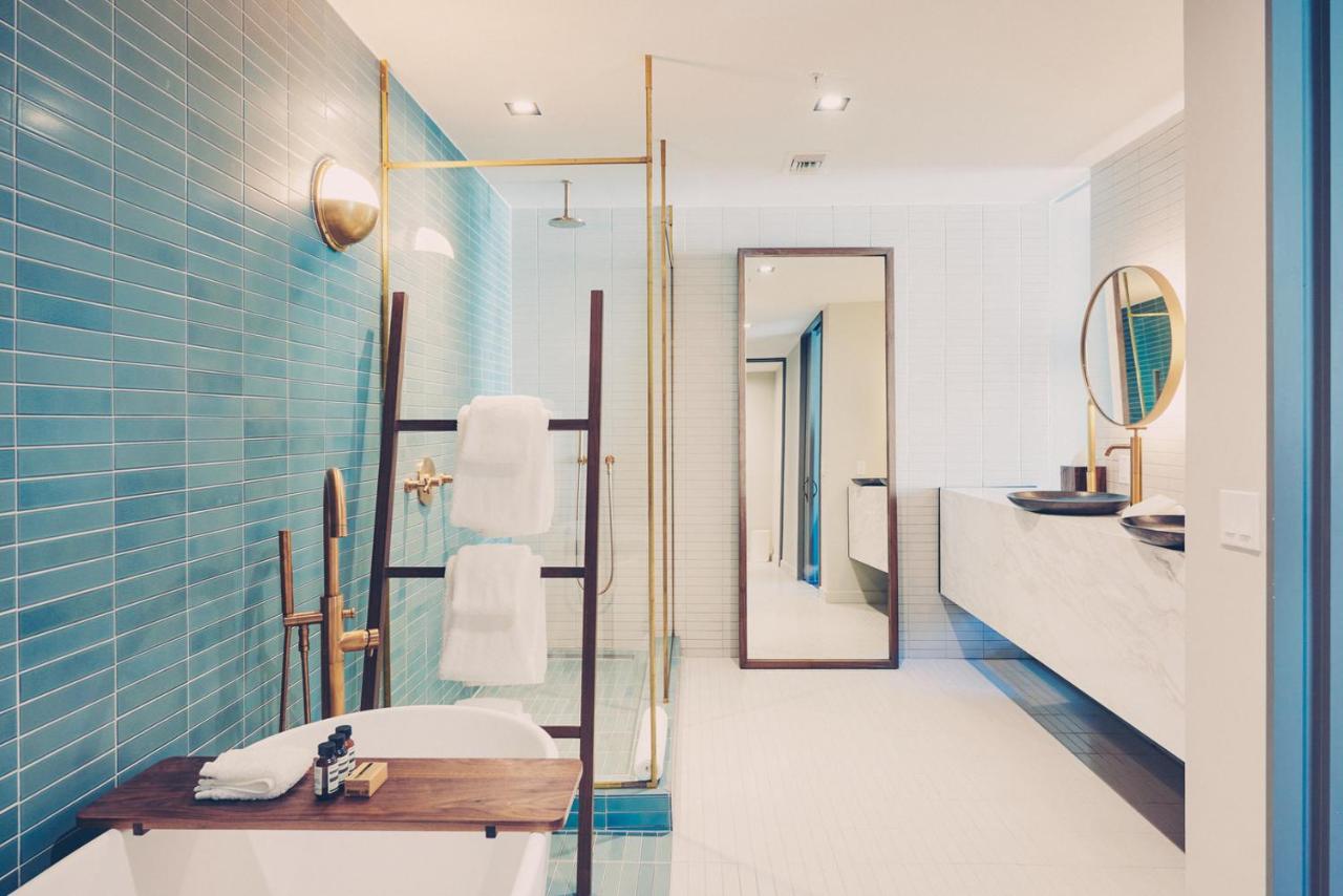 Deluxe King Suite at South Congress Hotel