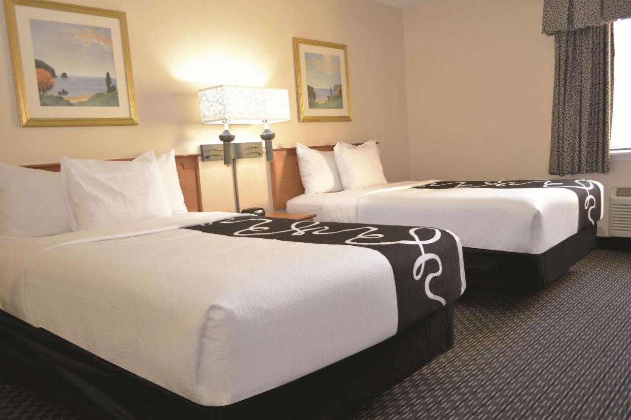 Deluxe Double Room with Two Double Beds - Non-Smoking at La Quinta Inn & Suites by Wyndham Tampa Fairgrounds - Casino
