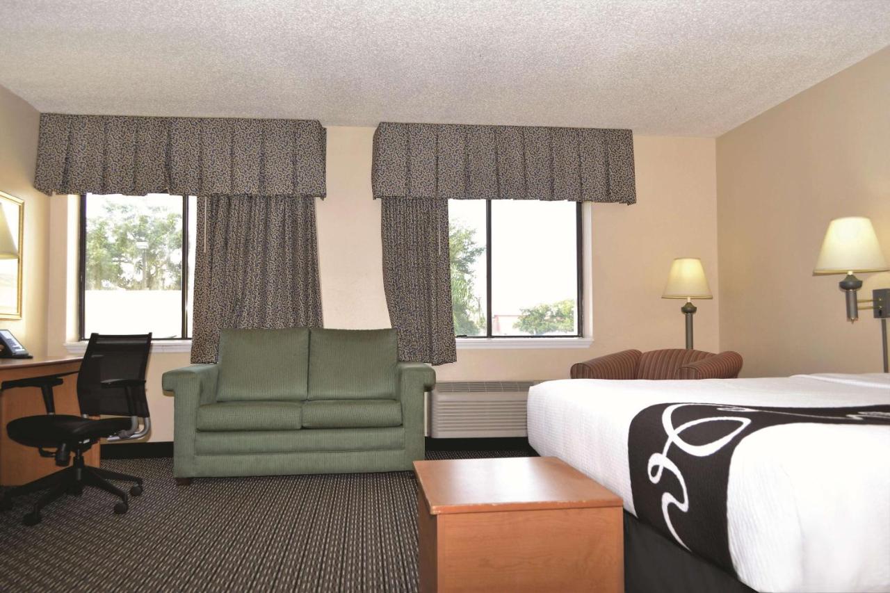 Deluxe King Studio Suite - Non-Smoking at La Quinta Inn & Suites by Wyndham Tampa Fairgrounds - Casino