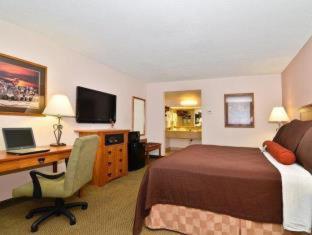 Room #52206041 at Best Western Plus Saddleback Inn & Conference Center