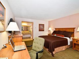 Room #52206044 at Best Western Plus Saddleback Inn & Conference Center
