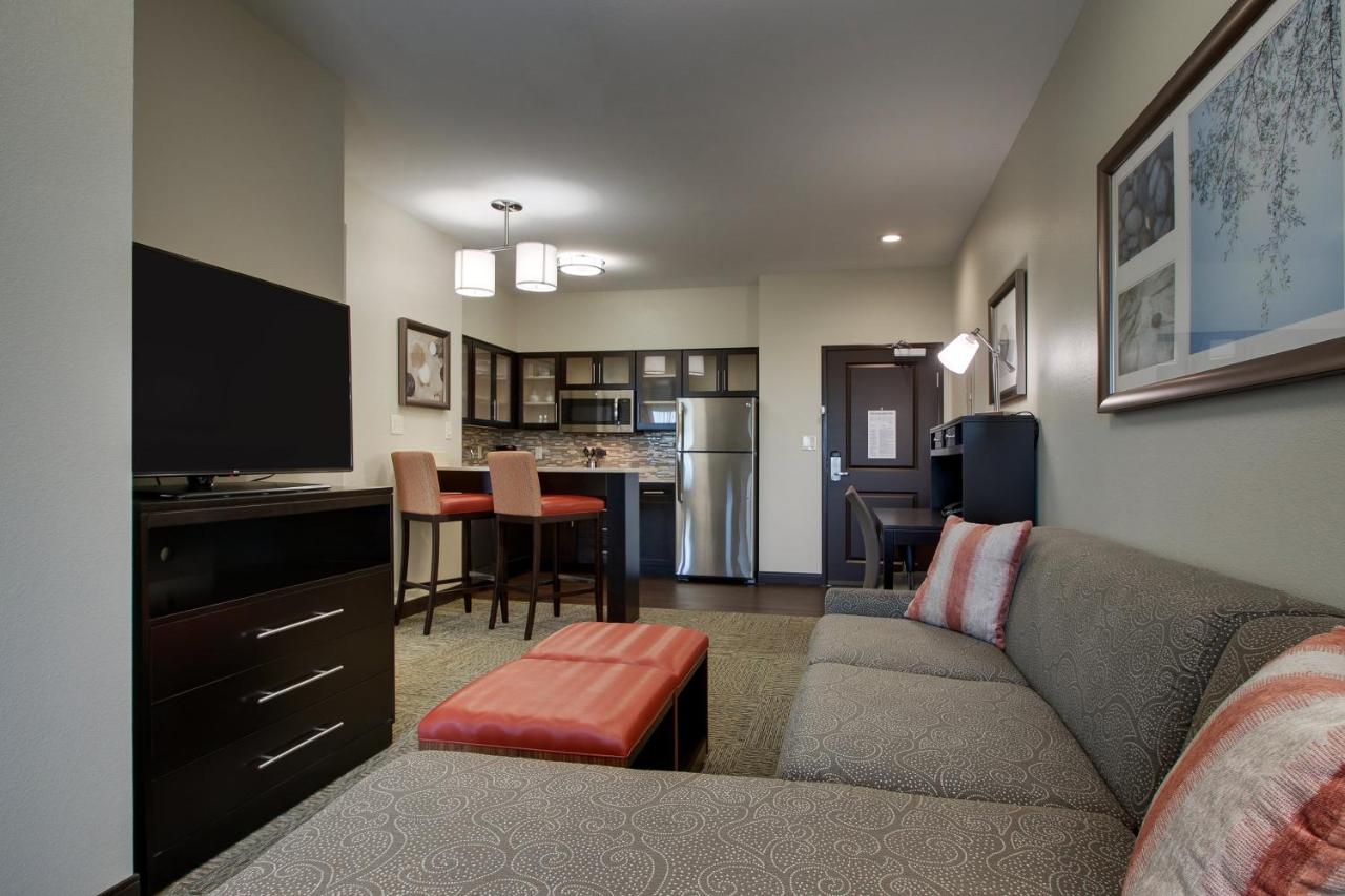 One-Bedroom Queen Suite - Hearing Accessible - Non-Smoking at Staybridge Suites Plano - The Colony, an IHG Hotel