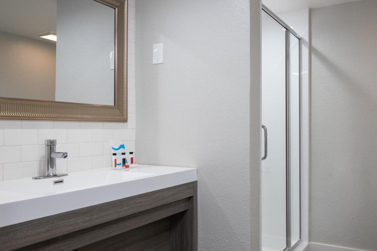 Junior King Suite - Non-Smoking at Prodigy Hotel, a Days Inn by Wyndham