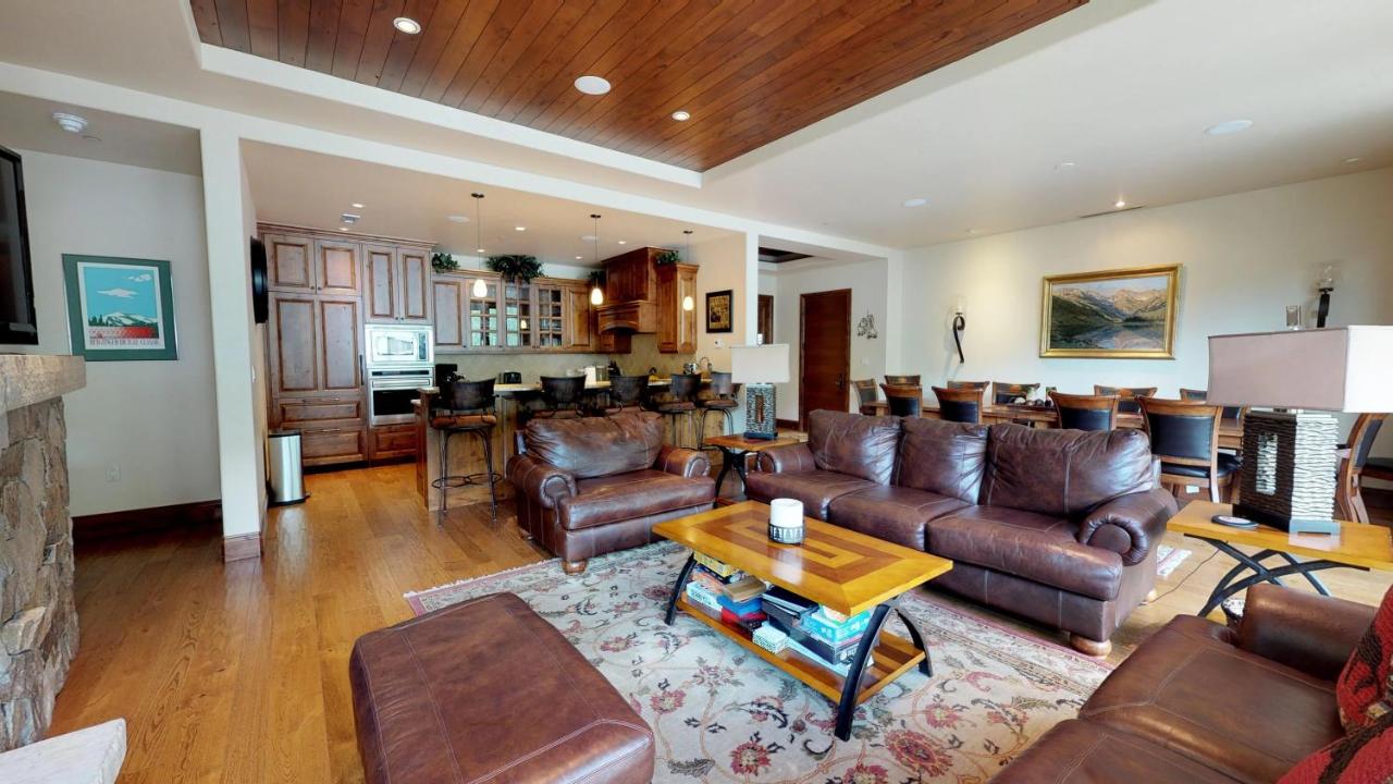 WH Four Bedroom Platinum at Vail Residences at Cascade Village, a Destination by Hyatt Residence