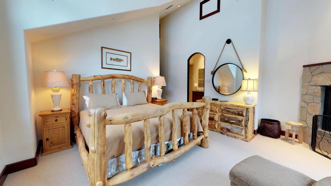 Five-Bedroom Platinum Residence at Vail Residences at Cascade Village, a Destination by Hyatt Residence