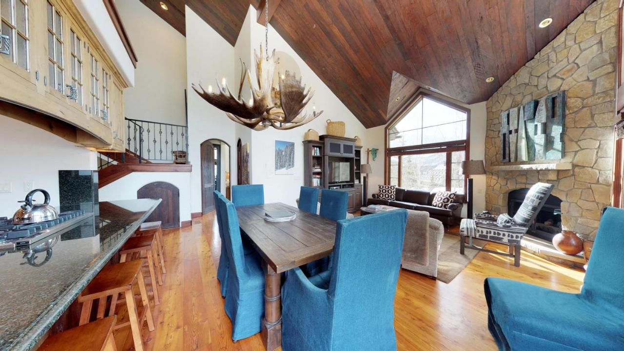 Five-Bedroom Platinum Residence at Vail Residences at Cascade Village, a Destination by Hyatt Residence