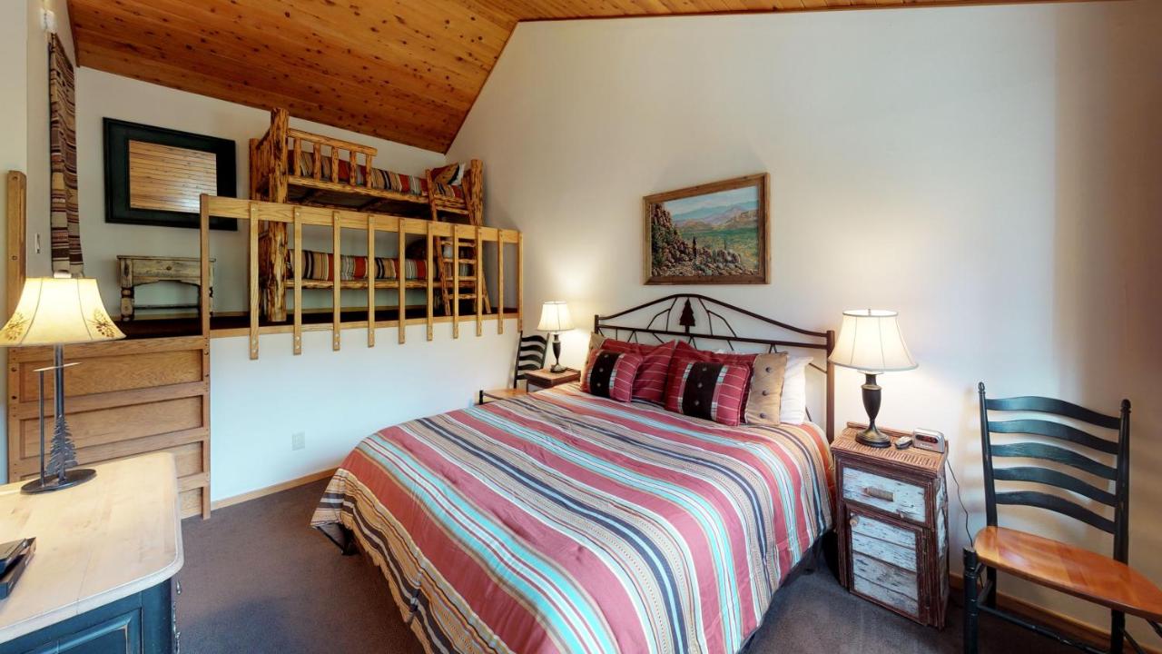 Four-Bedroom Gold Condominium at Vail Residences at Cascade Village, a Destination by Hyatt Residence