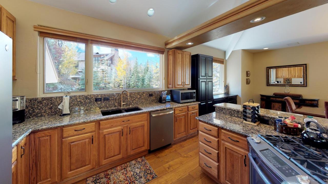 Four-Bedroom Platinum Lyons PT at Vail Residences at Cascade Village, a Destination by Hyatt Residence