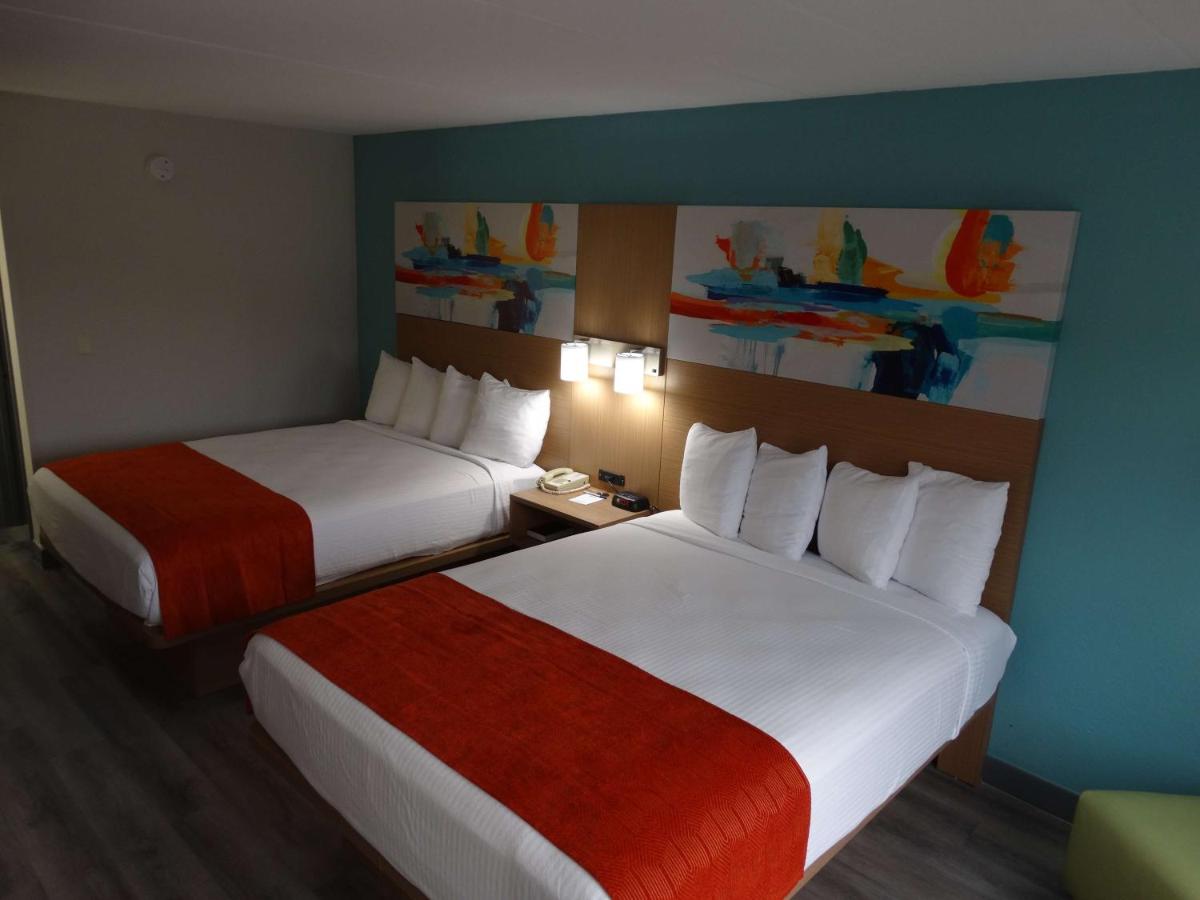Room #28288024 at Best Western PLUS Executive Hotel