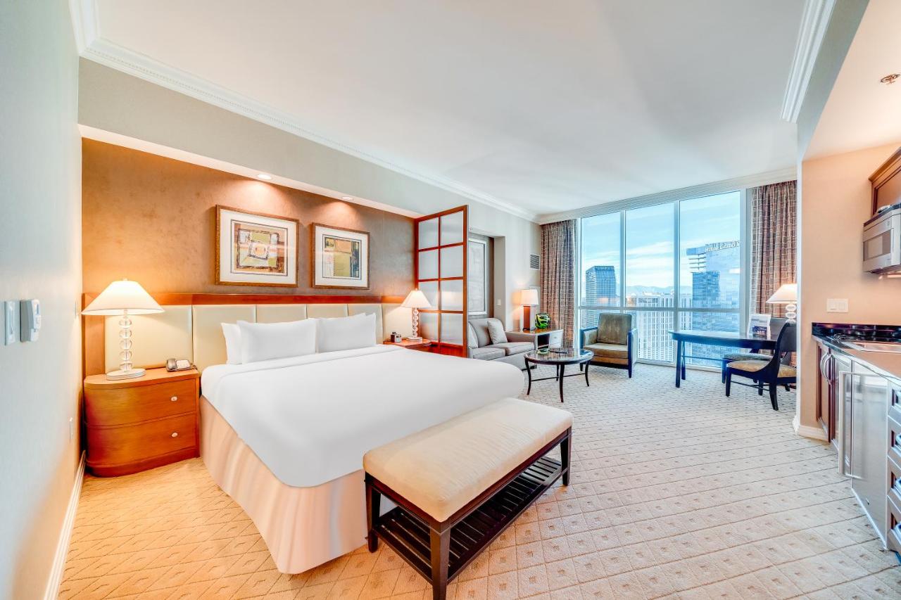Jet Luxury Resorts @ The Signature Condo Hotel