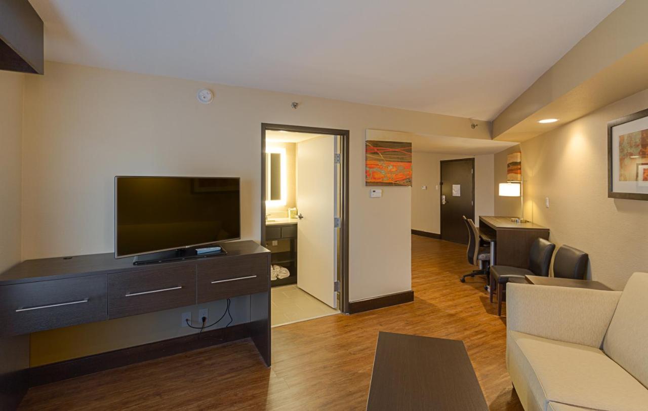 Suite - Non-Smoking at Holiday Inn Express & Suites San Antonio Medical-Six Flags by IHG