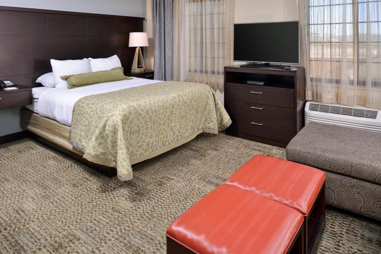 Queen Studio - Disability Access at Staybridge Suites Rochester - Commerce Dr NW, an IHG Hotel