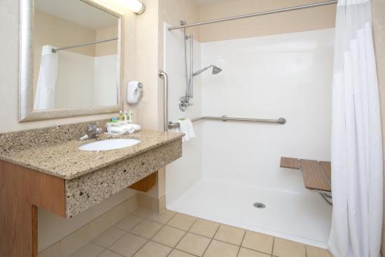 King Room with Wheelchair Accessible Roll In Shower at Holiday Inn Express Hotel & Suites Torrington, an IHG Hotel