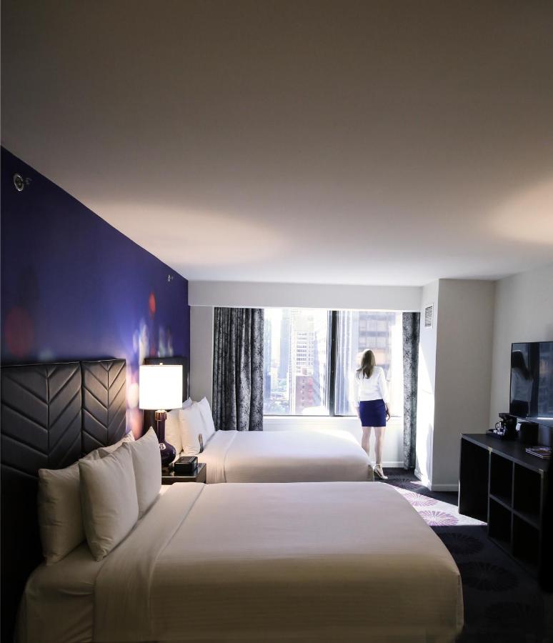 Deluxe Queen Room with Two Queen Beds at The Chicago Hotel Collection - Magnificent Mile