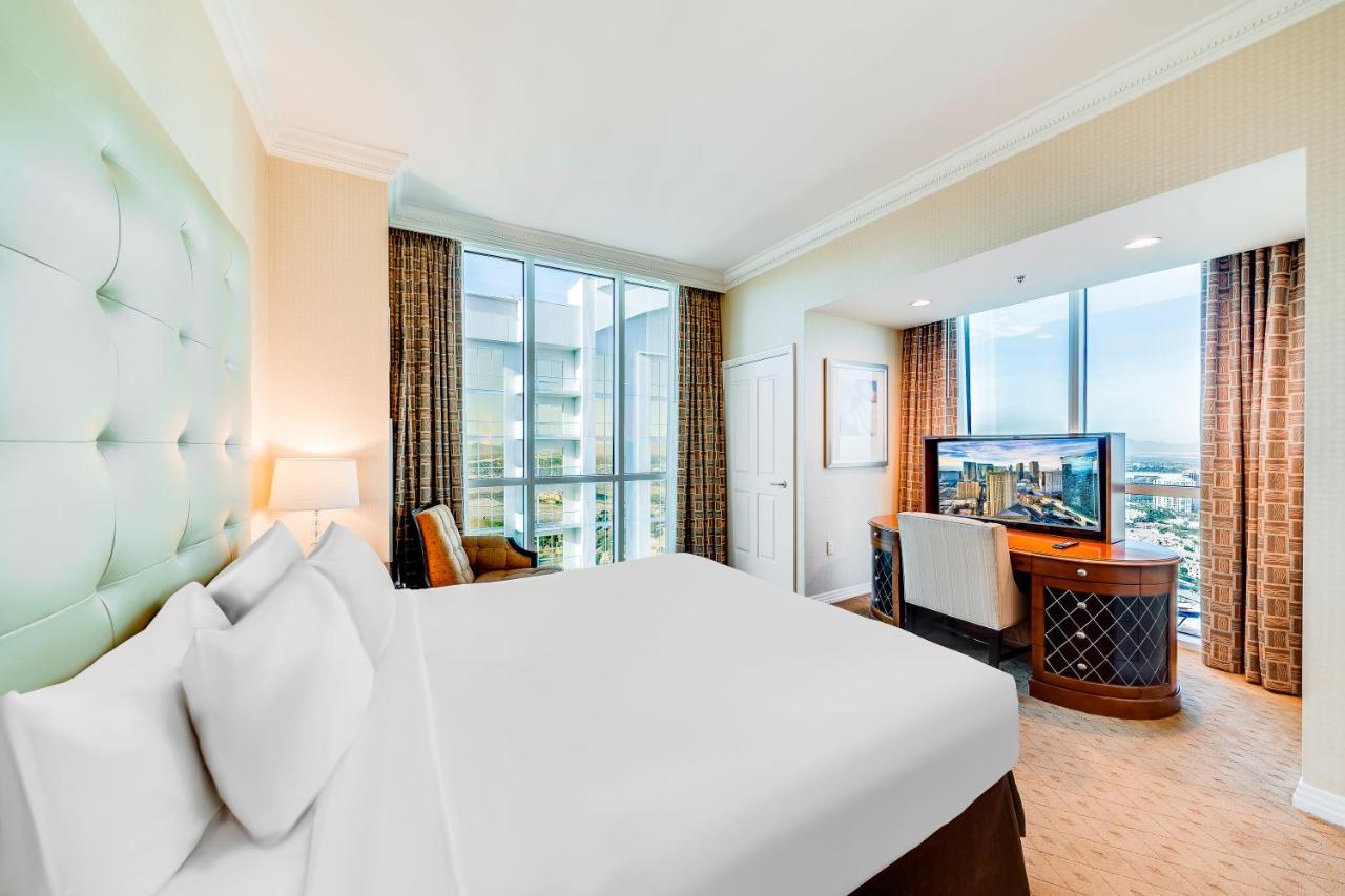 One-Bedroom Balcony Suite - Strip View at Jet Luxury Resorts @ The Signature Condo Hotel