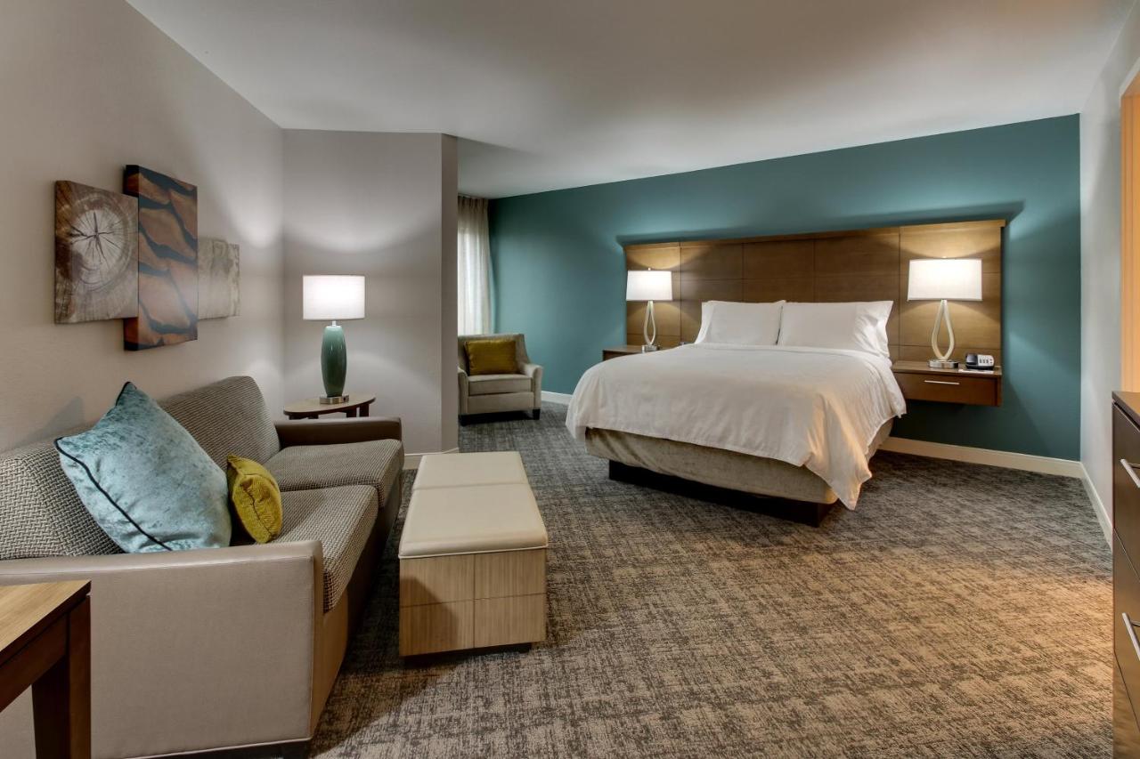 Queen Studio Suite with Batch Tub - Mobility Accessible - Non-Smoking at Staybridge Suites Missoula, an IHG Hotel